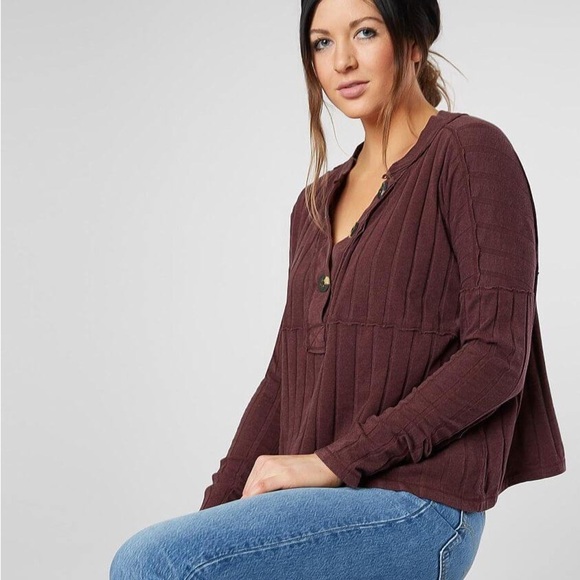 Free People We The Free In The Mix Henley Burgundy Long Sleeve Ribbed Top - Picture 1 of 10